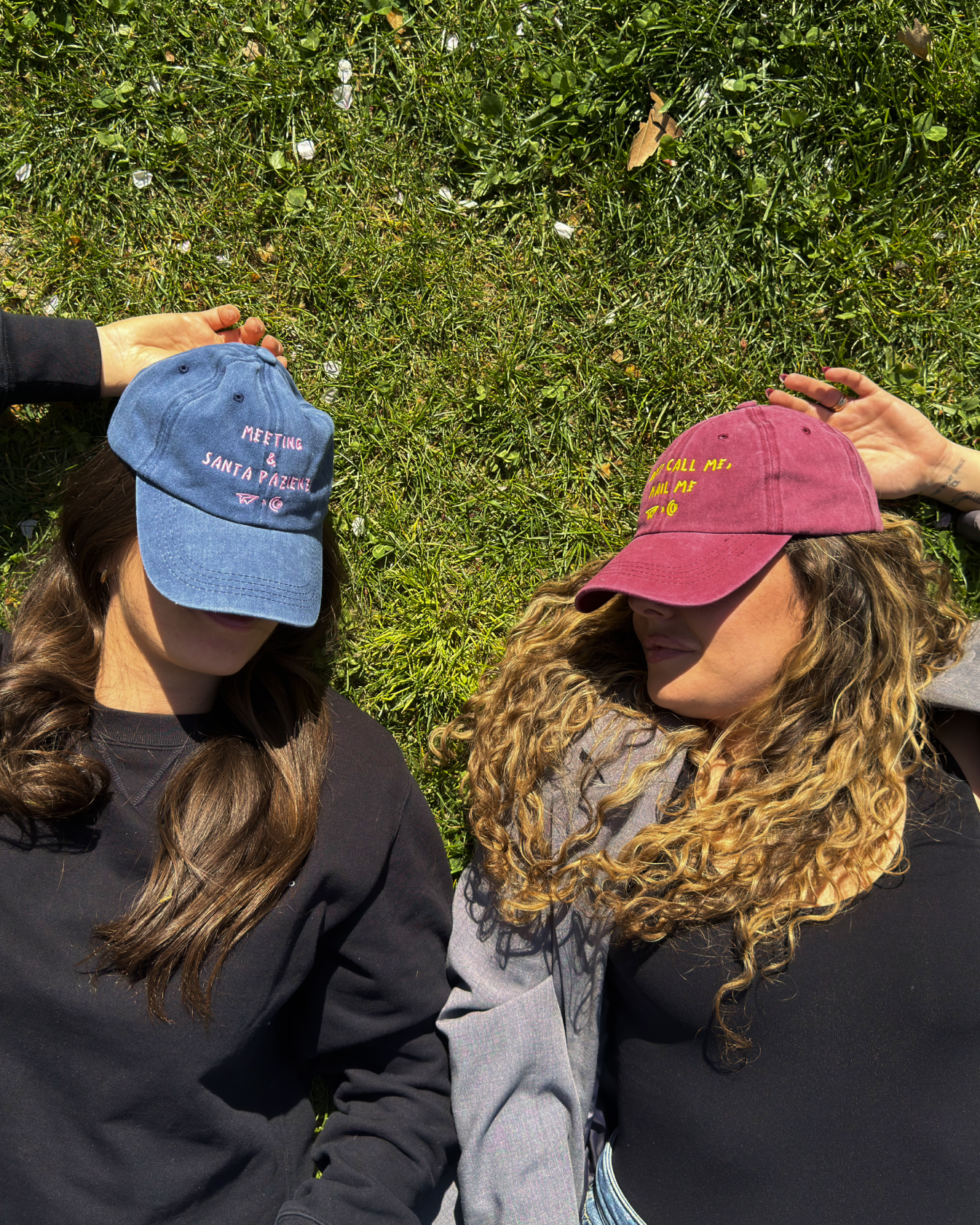 TRA EMAIL E RIUNIONI 🧢 | cappellino pack